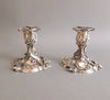 Paire de bougeoirs en argent massif